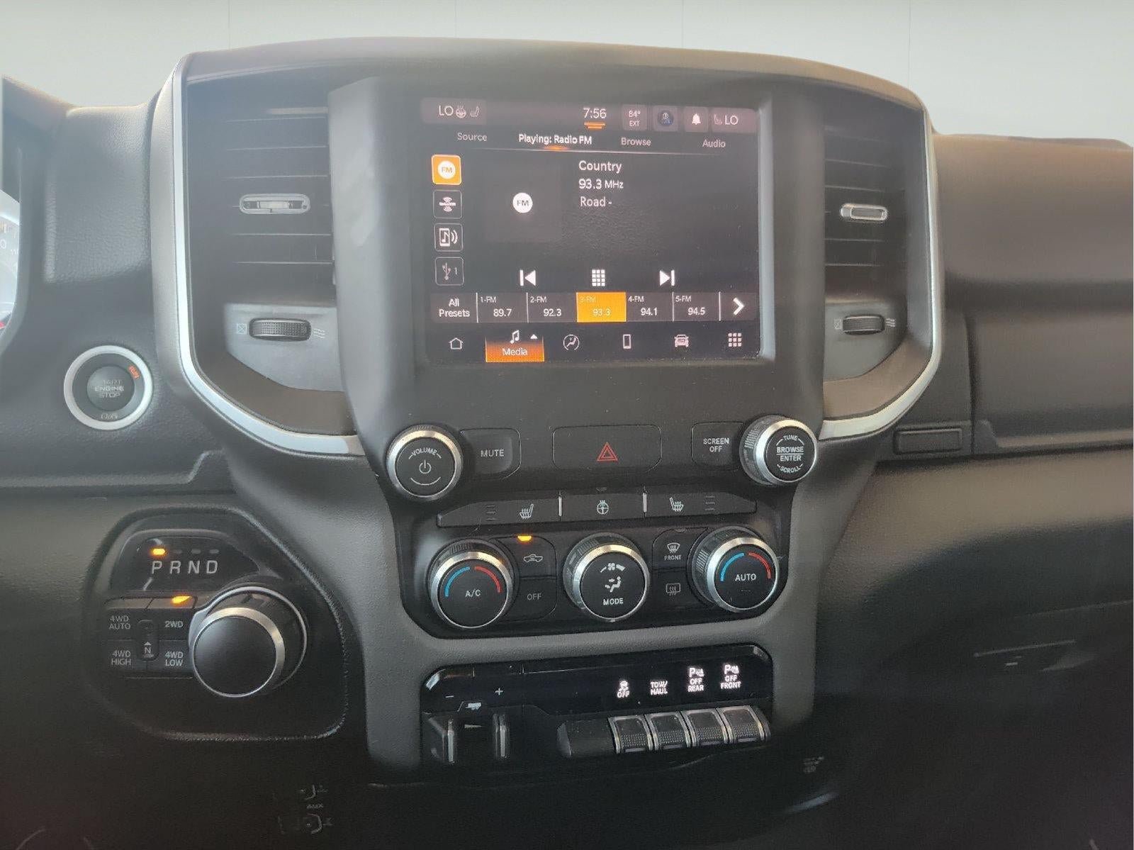 Used 2022 RAM 1500 Big Horn AWD/4WD image 14