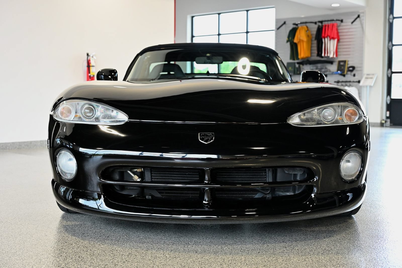 Used 1994 Dodge Viper RT/10 RWD image 3