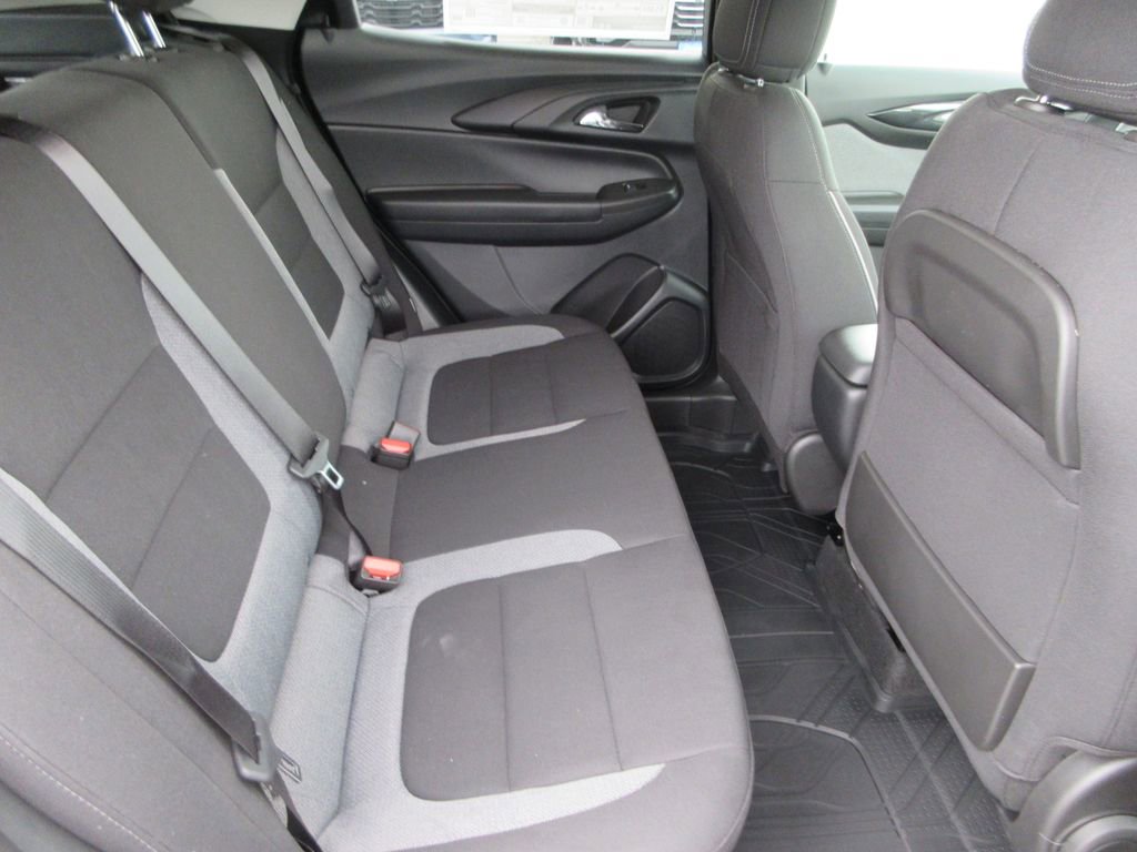 New 2026 Chevrolet TrailBlazer LS w/ LS Convenience Package FWD image 32