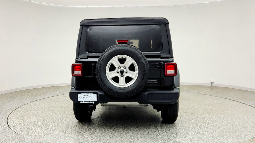Used 2022 Jeep Wrangler Unlimited Sport AWD/4WD image 6