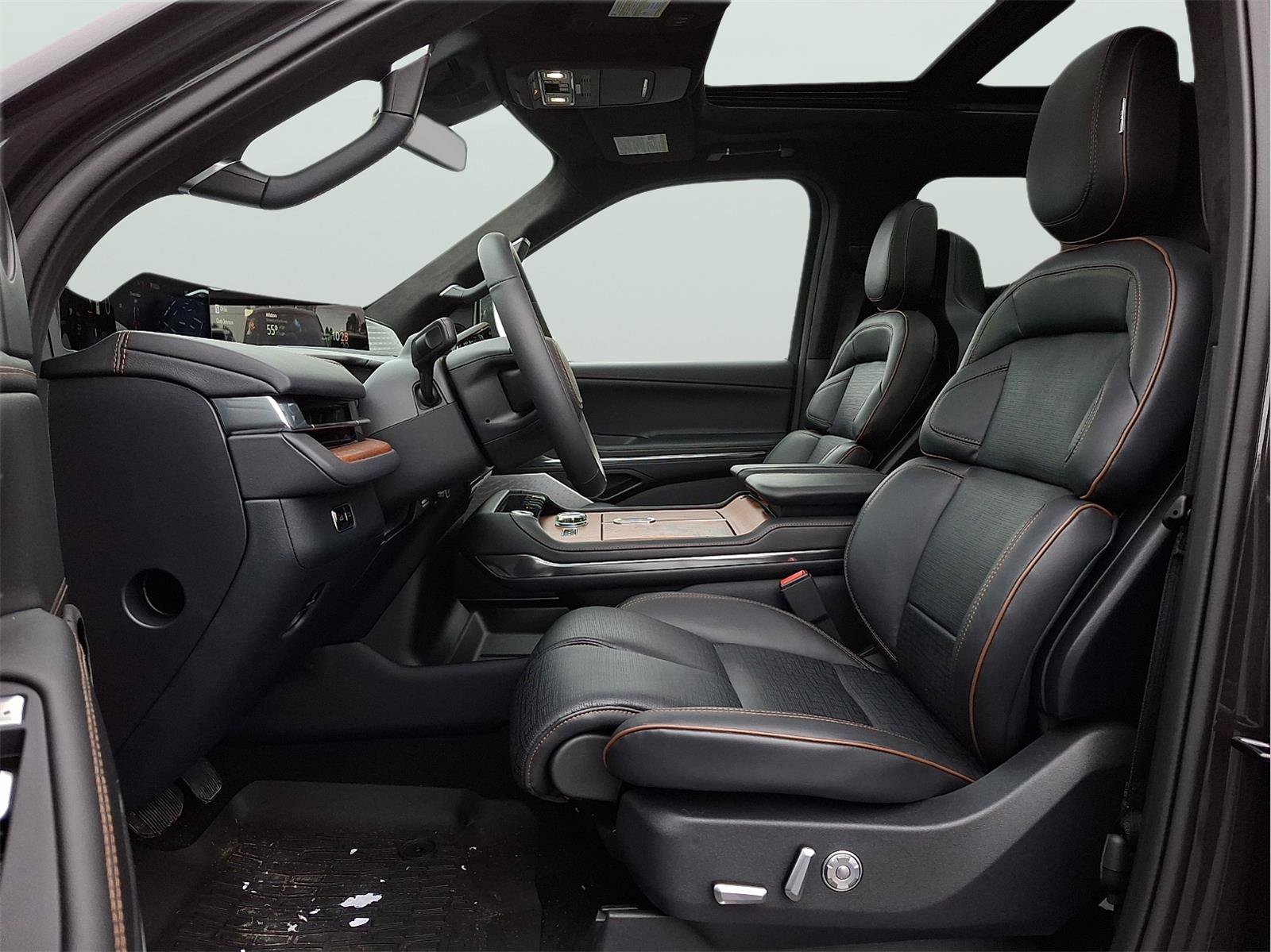New 2025 Lincoln Navigator L Black Label AWD/4WD image 11