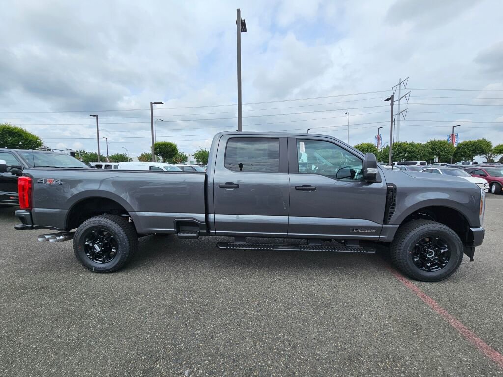 New 2026 Ford F350 XL w/ STX Appearance Package AWD/4WD image 6
