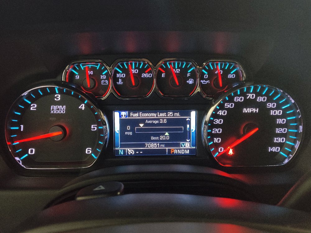 Used 2016 Chevrolet Suburban LS RWD image 23