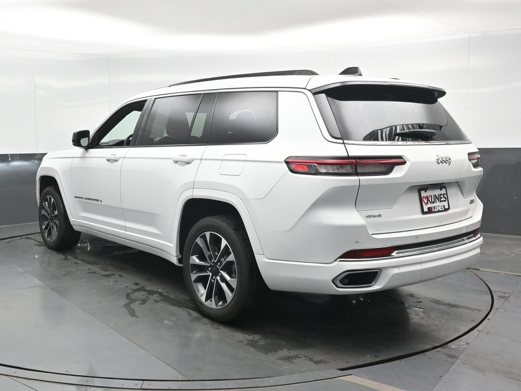 Used 2024 Jeep Grand Cherokee L Overland w/ Trailer Tow Package AWD/4WD image 9