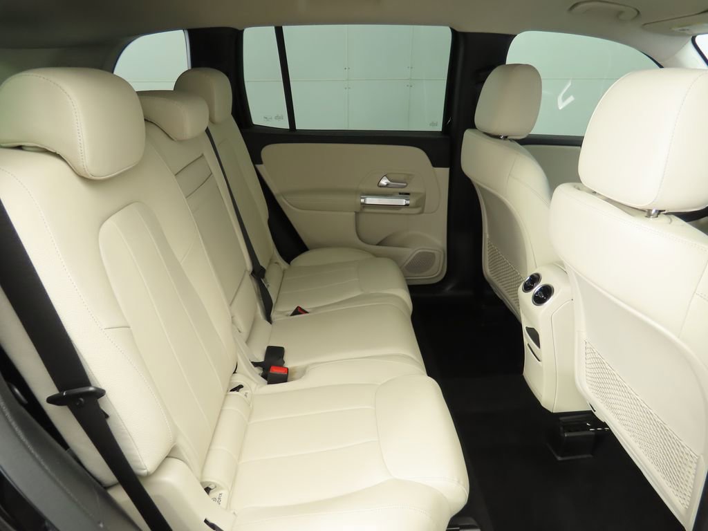 Used 2022 Mercedes-Benz GLB 250 image 20