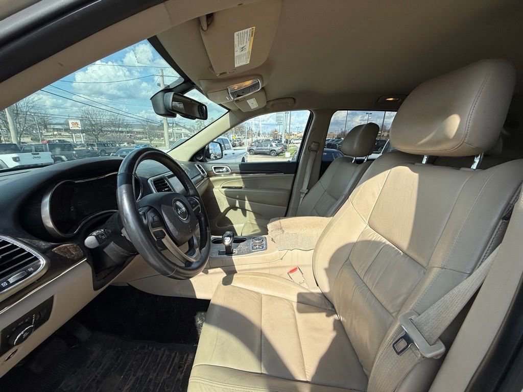 Used 2014 Jeep Grand Cherokee Limited w/ Trailer Tow Group IV image 12