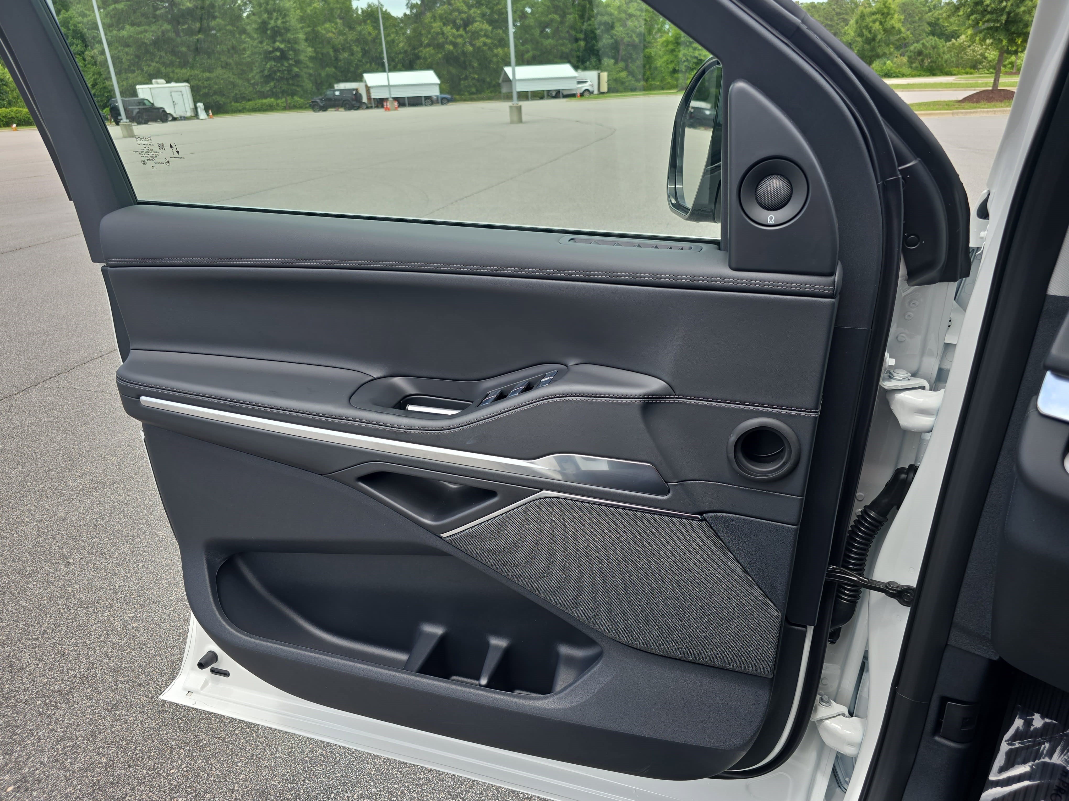 New 2027 Lincoln Navigator L Reserve AWD/4WD image 28
