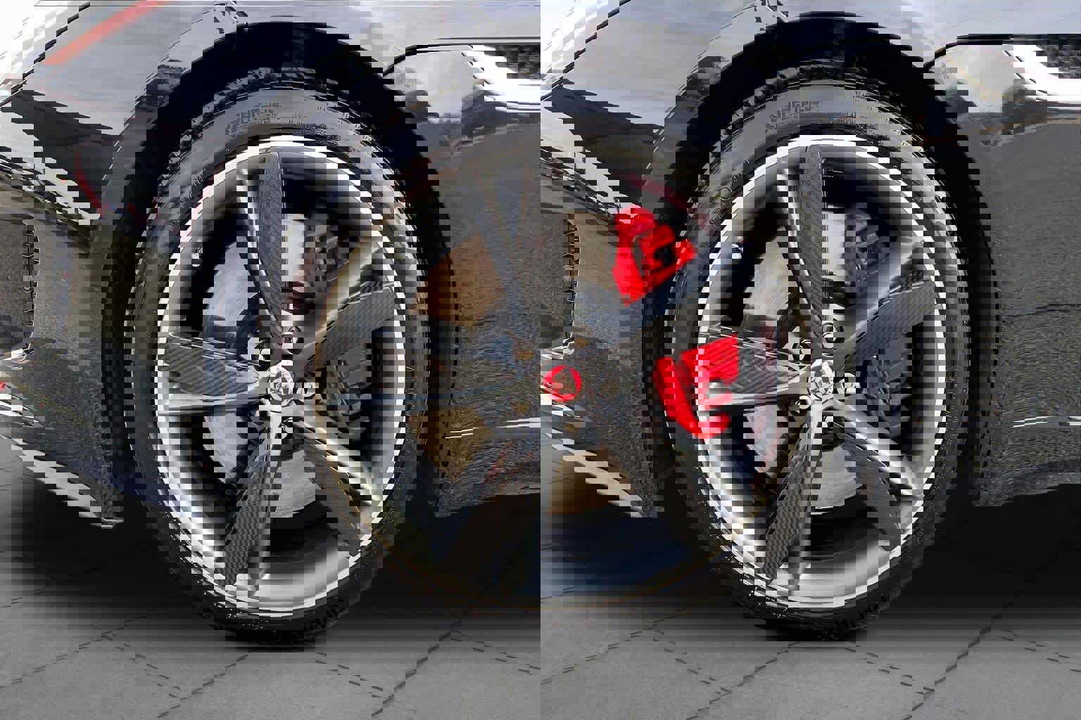 Used 2015 Jaguar F-TYPE S image 11