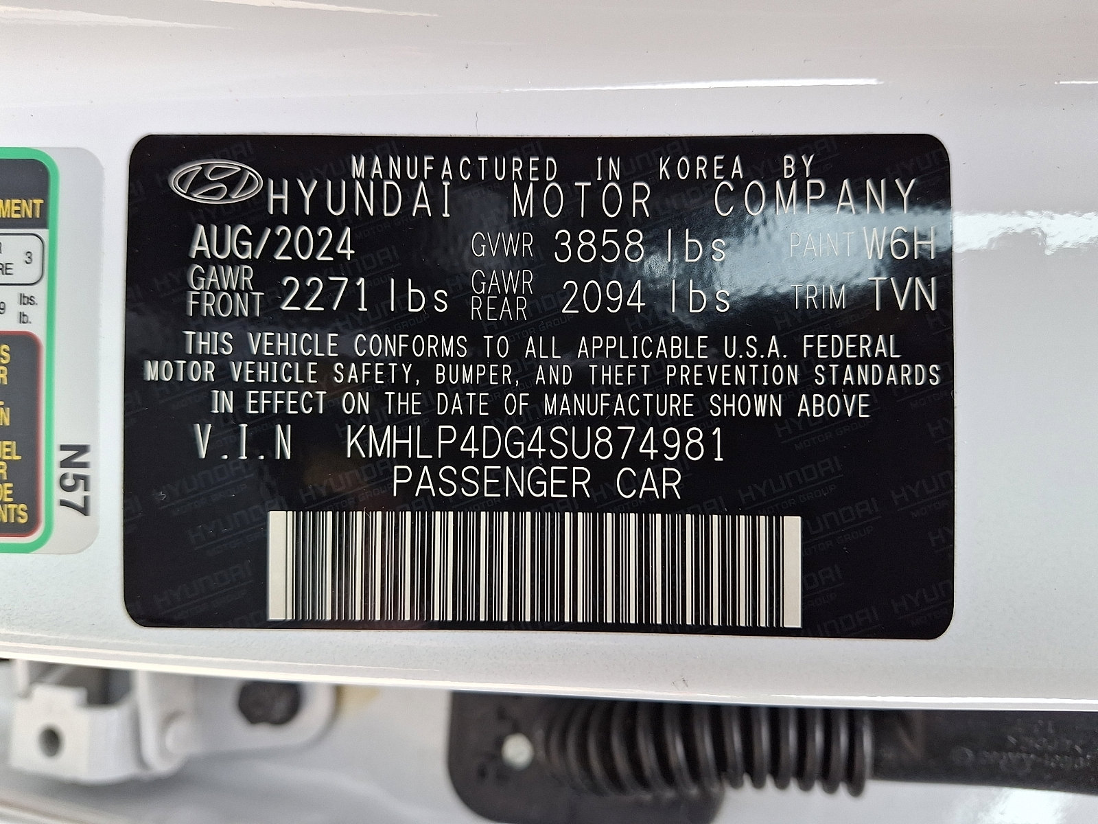 Certified 2025 Hyundai Elantra Limited FWD image 27