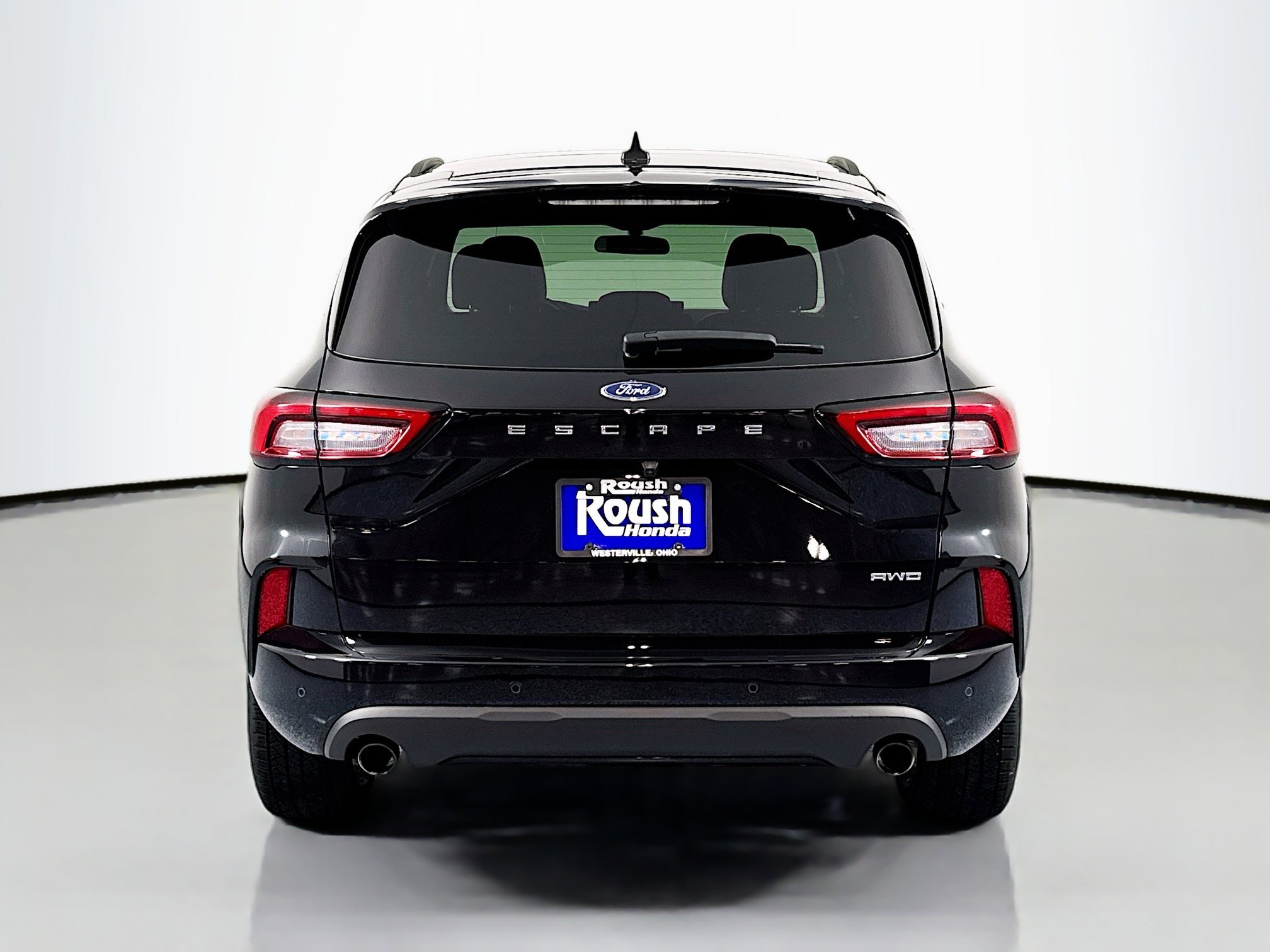 Used 2023 Ford Escape ST-Line w/ Tech Pack #1 AWD/4WD image 6