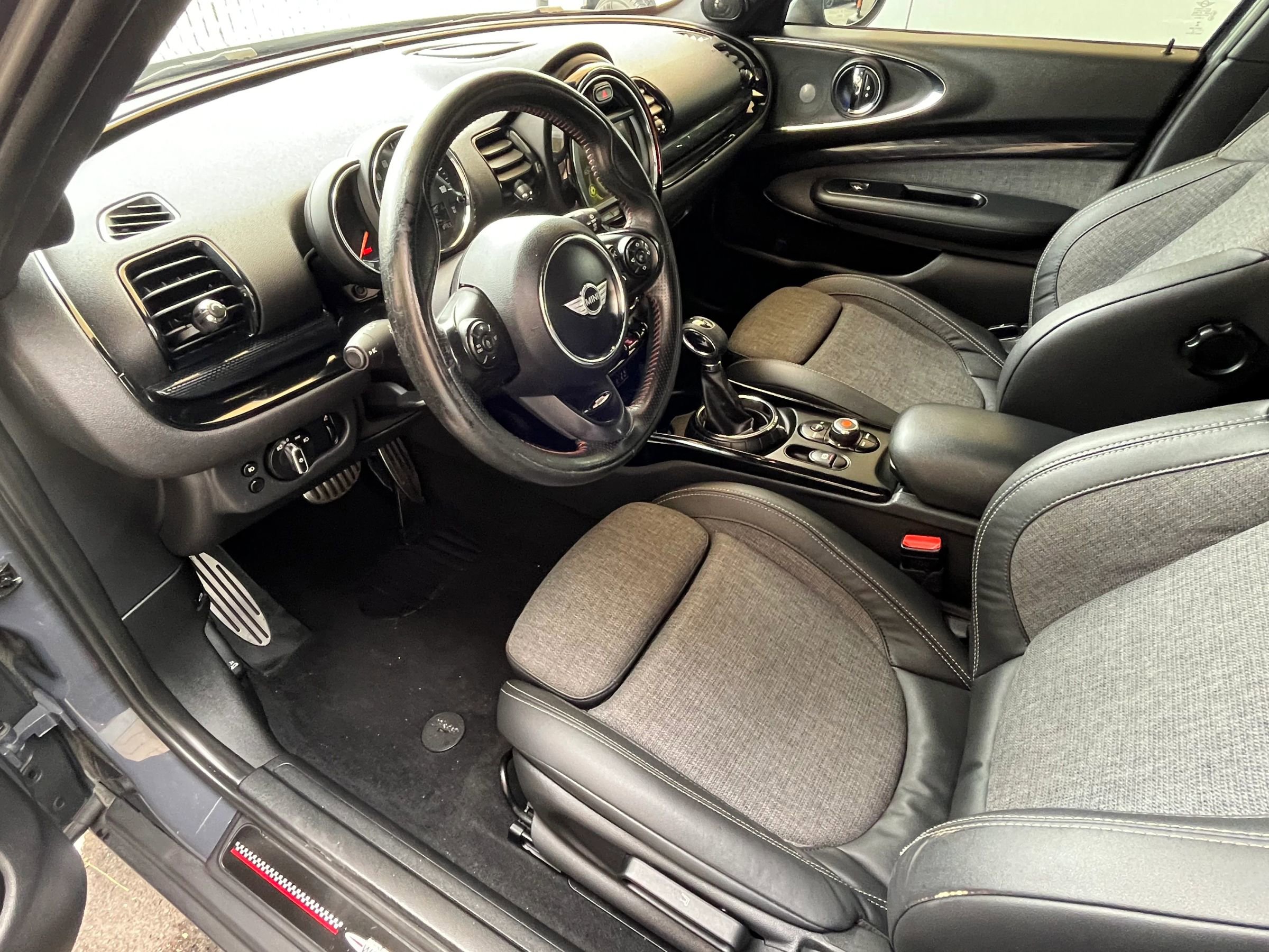 Used 2016 MINI Cooper Clubman S image 8