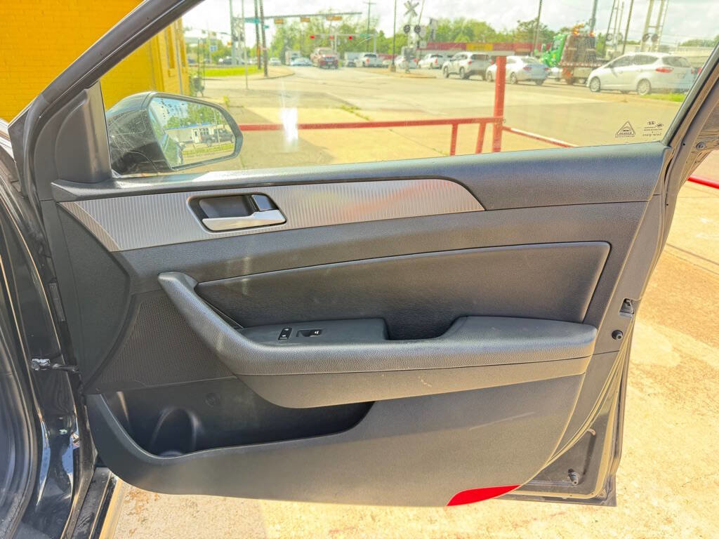 Used 2018 Hyundai Sonata Sport FWD image 14