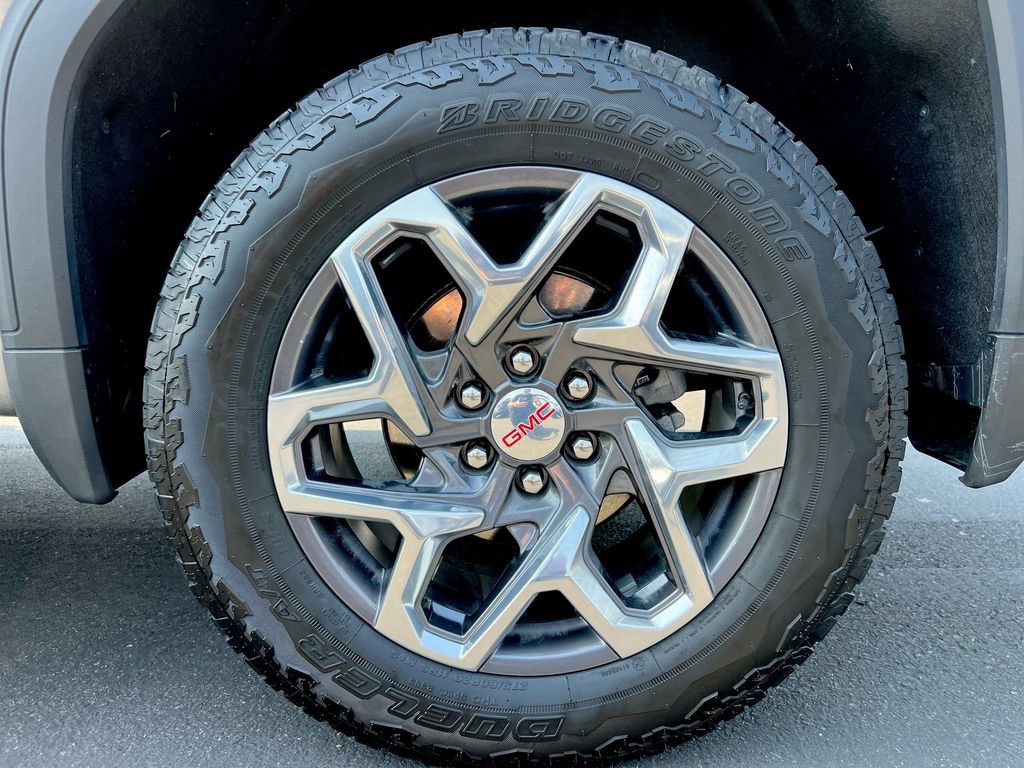 Used 2024 GMC Sierra 1500 SLT w/ SLT Premium Plus Package AWD/4WD image 27