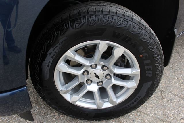 Used 2023 Chevrolet Silverado 1500 RST image 8