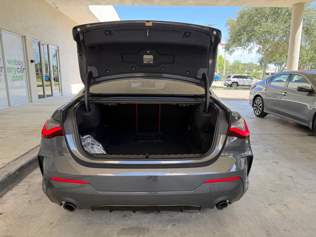 Used 2023 BMW 430i Coupe w/ M Sport Package RWD image 32