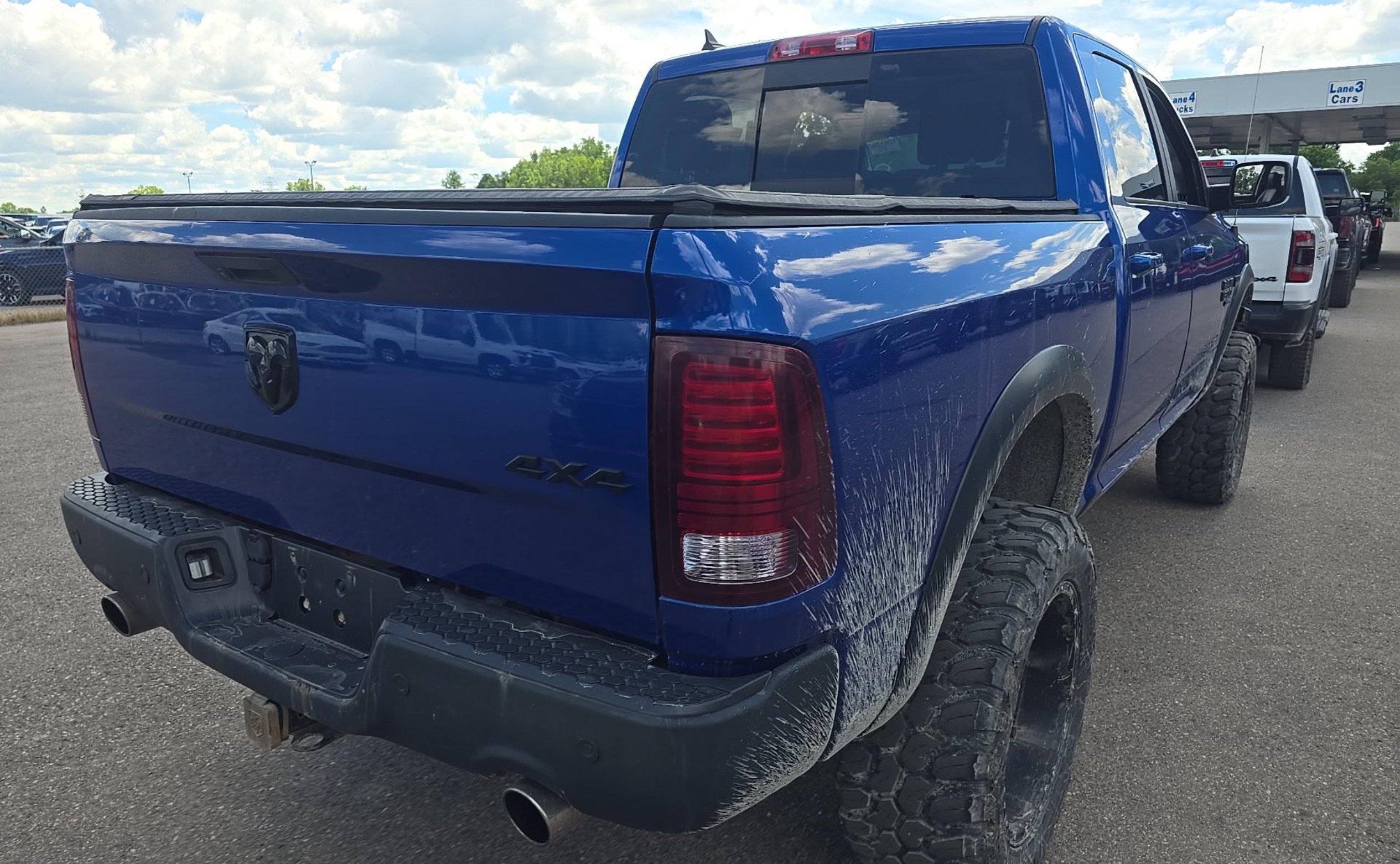 Used 2019 RAM 1500 Warlock AWD/4WD image 3