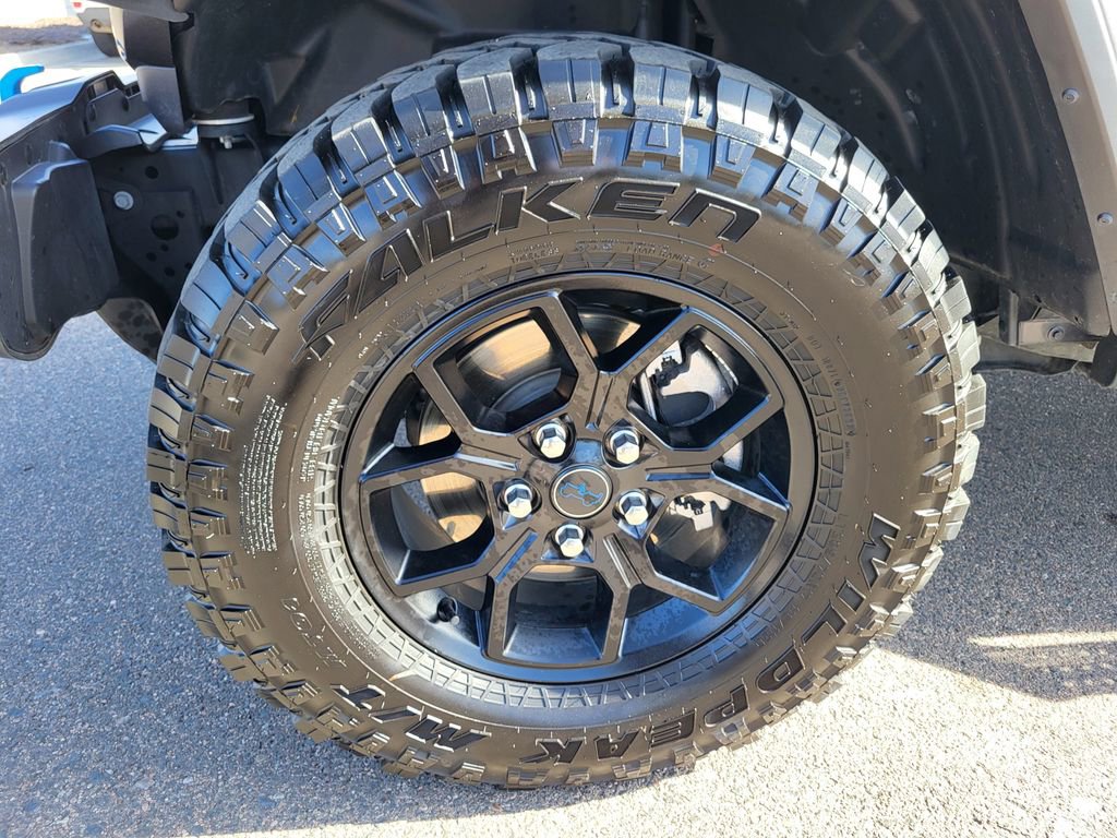 Used 2024 Jeep Wrangler Unlimited image 11