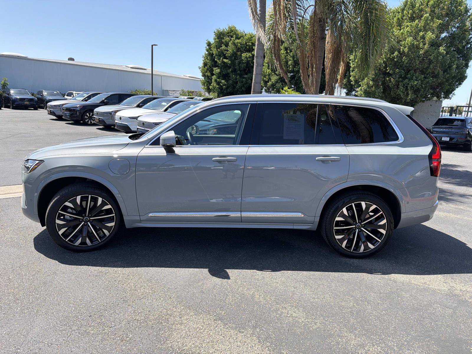 Used 2026 Volvo XC90 T8 Plus w/ Protection Package Premier AWD/4WD image 8