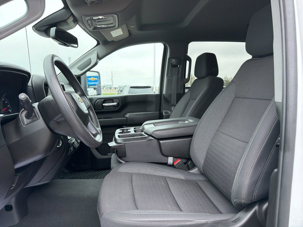 Certified 2024 Chevrolet Silverado 2500 Custom w/ Custom Value Package image 18