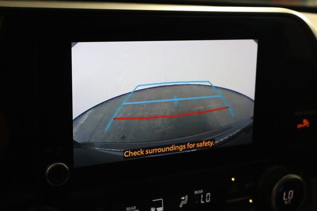 Used 2023 Toyota Highlander XLE FWD image 37