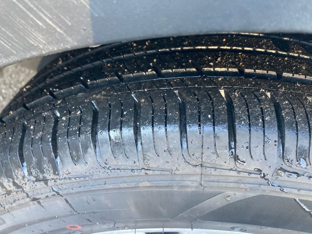 Used 2019 Ford Escape SE image 32