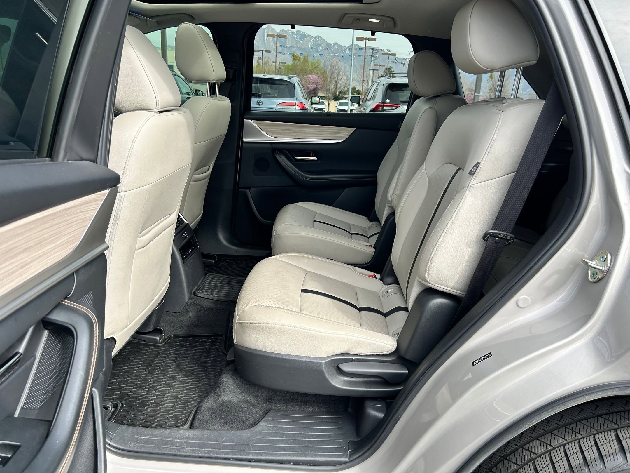 Used 2024 MAZDA CX-90 3.3 Turbo w/ Premium Package image 24