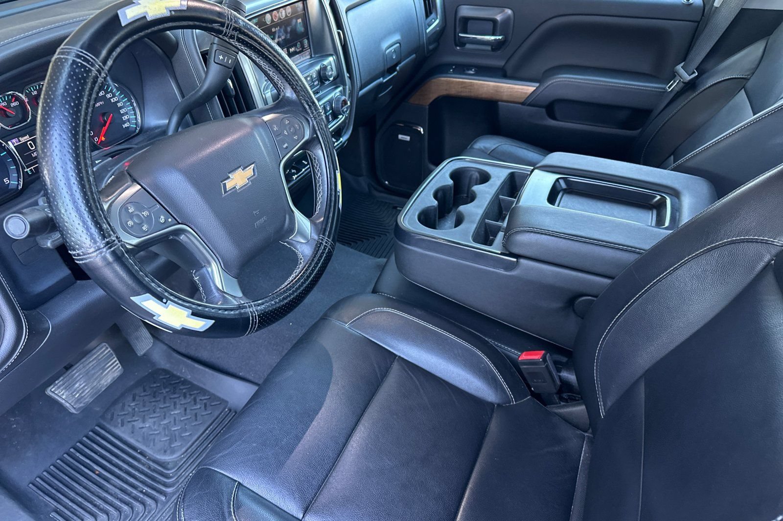 Used 2019 Chevrolet Silverado 2500 LTZ w/ Duramax Plus Package AWD/4WD image 9