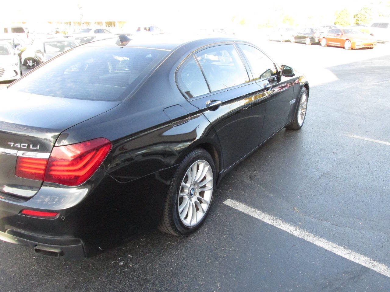 Used 2014 BMW 740Li w/ Executive Package image 37