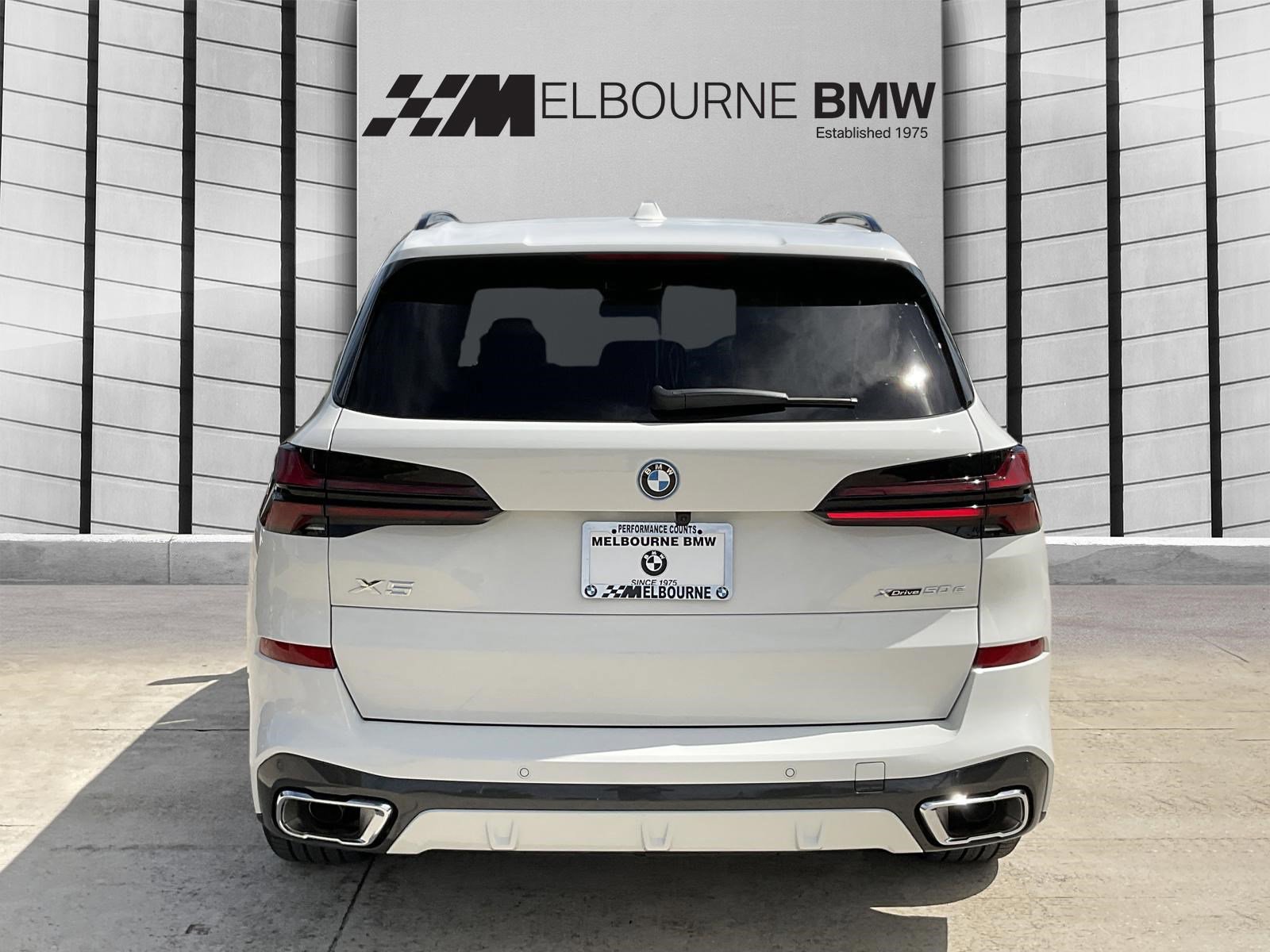 New 2026 BMW X5 xDrive50e w/ M Sport Package image 6