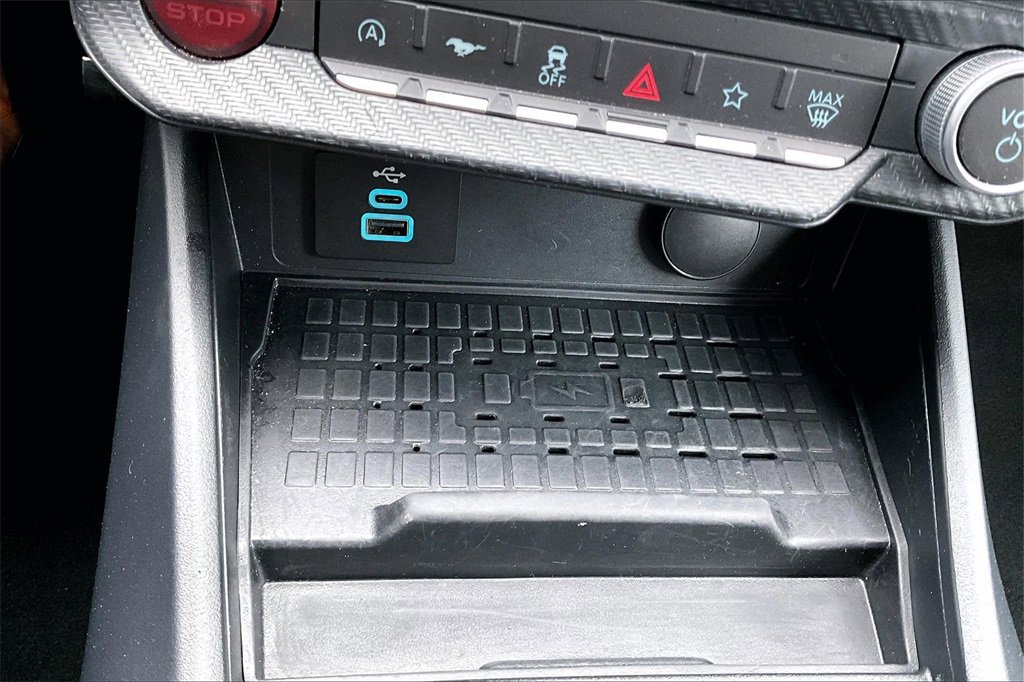 Used 2024 Ford Mustang Premium image 15