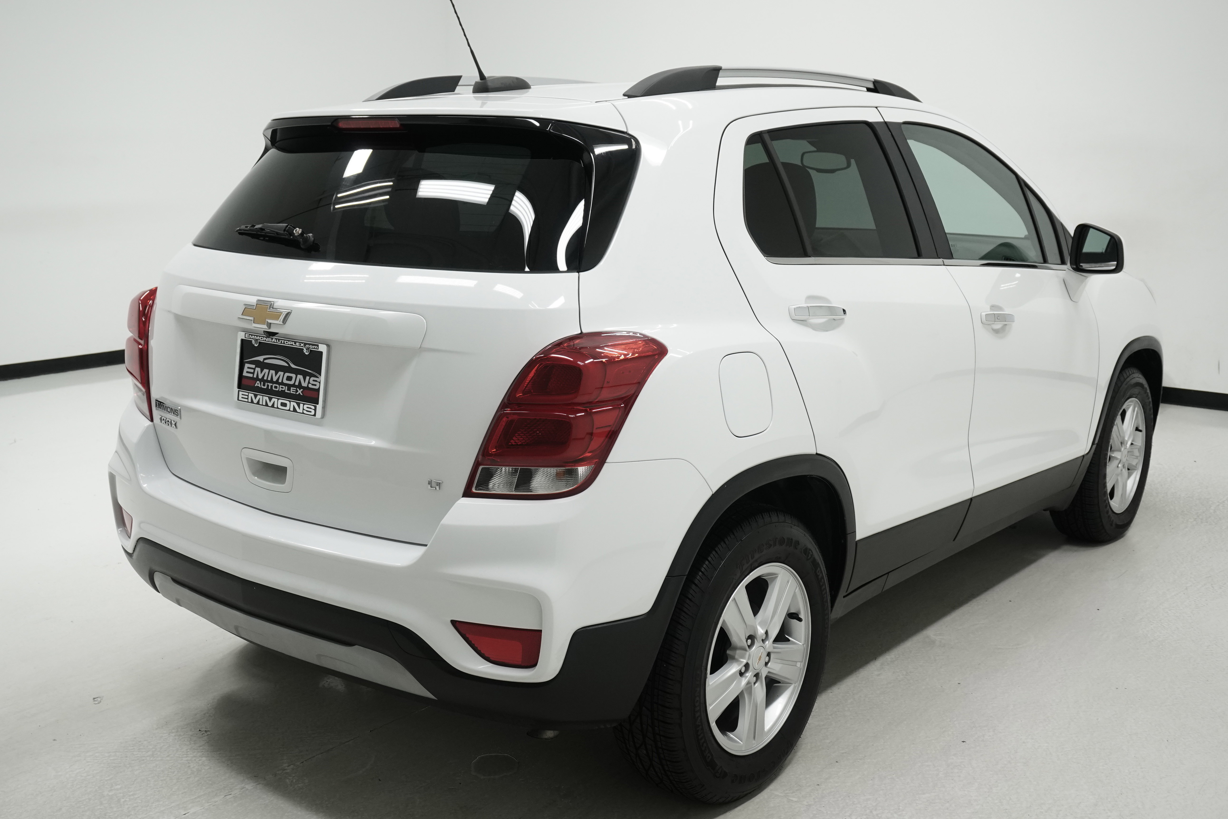 Used 2020 Chevrolet Trax LT w/ LT Convenience Package image 4