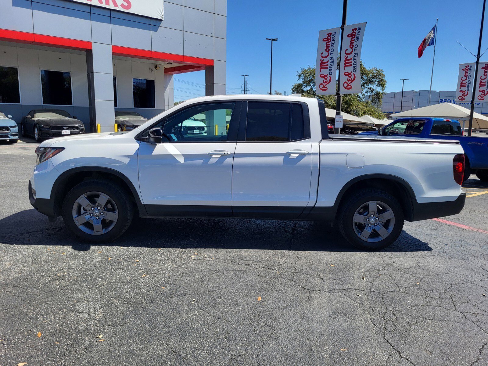Used 2025 Honda Ridgeline TrailSport image 7