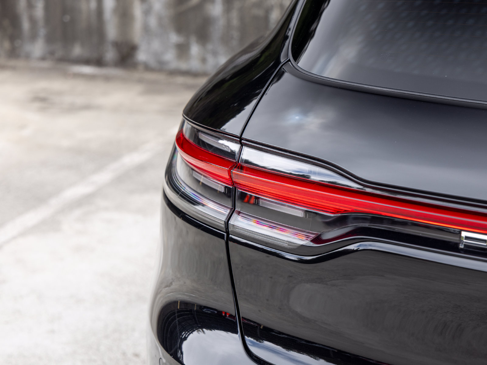 Used 2026 Porsche Macan AWD/4WD image 21