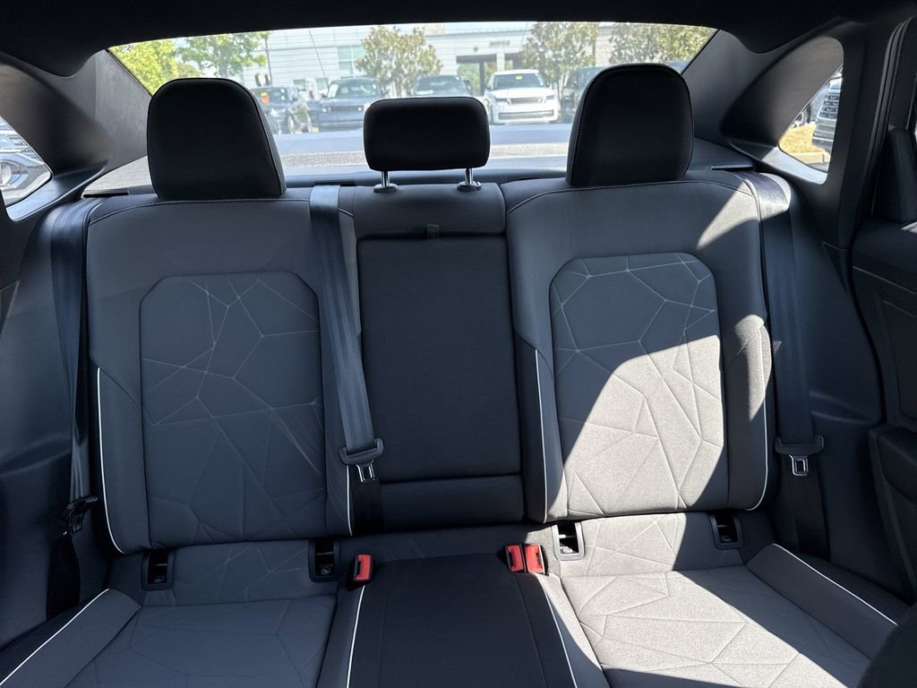 New 2025 Volkswagen Jetta Sport image 28