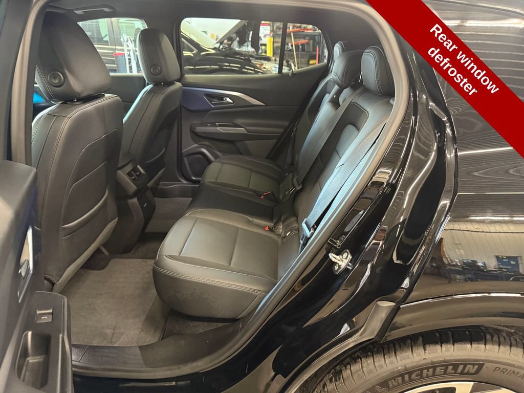 Used 2024 Chevrolet Equinox EV LT FWD image 34