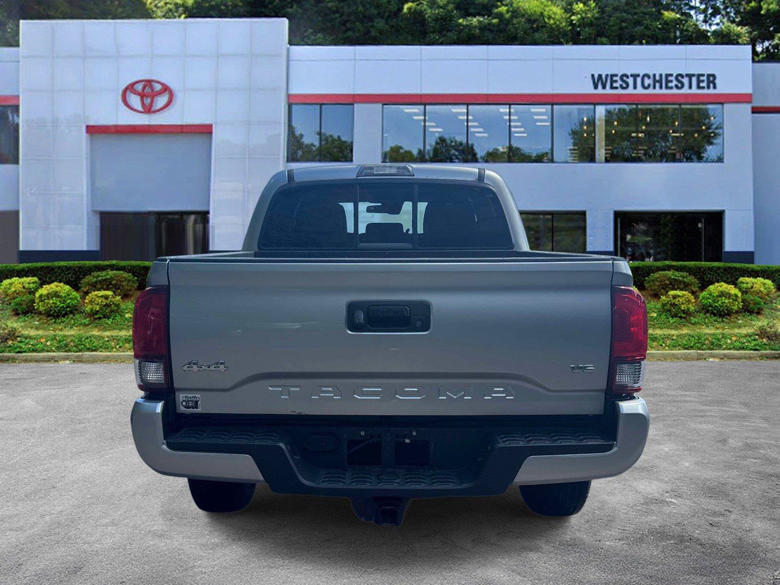 Certified 2023 Toyota Tacoma SR AWD/4WD image 6
