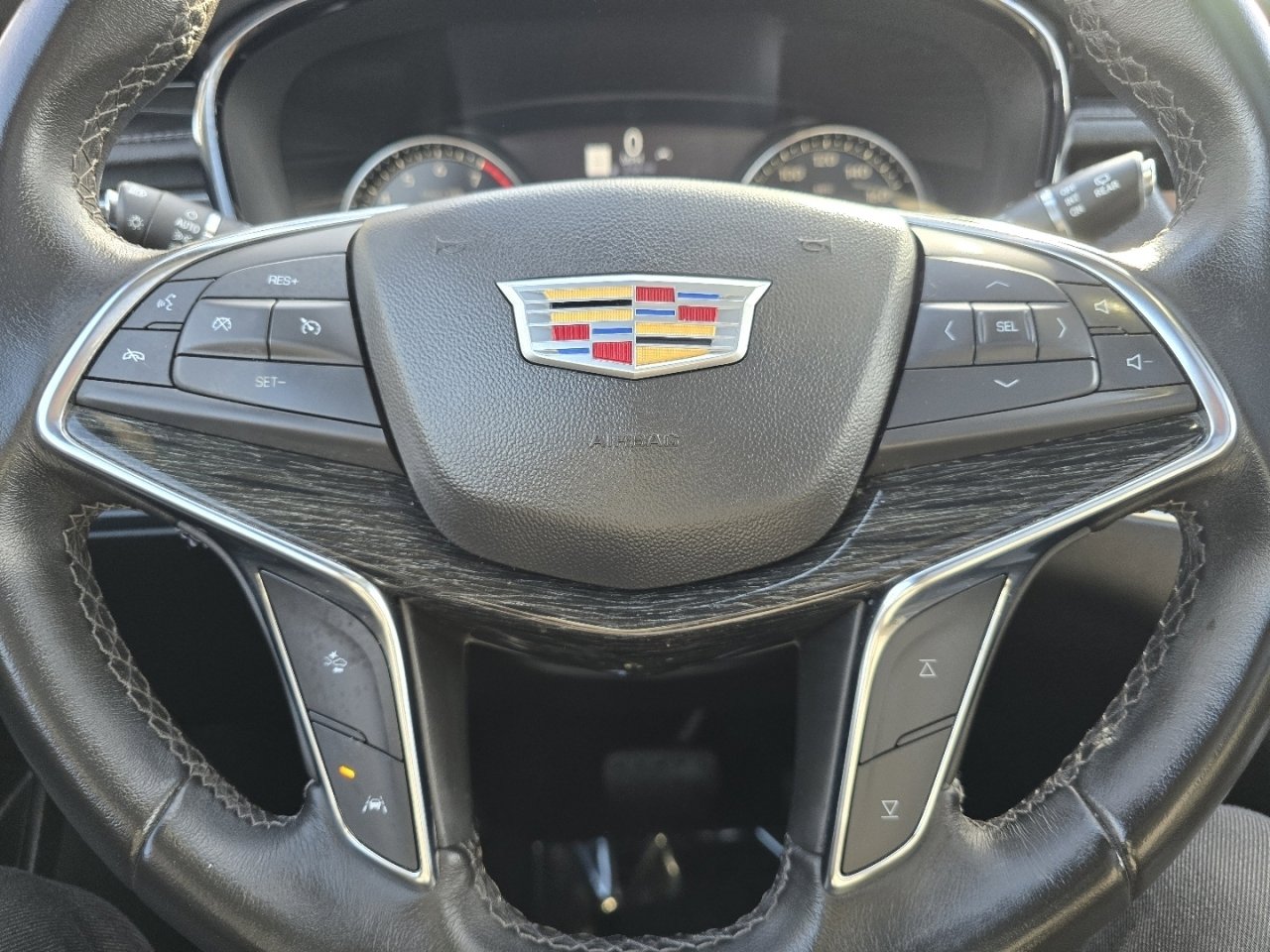 Used 2022 Cadillac XT5 Premium Luxury w/ LPO, Premium Carpet Package image 27