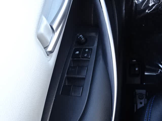 Used 2023 Toyota Corolla SE FWD image 39