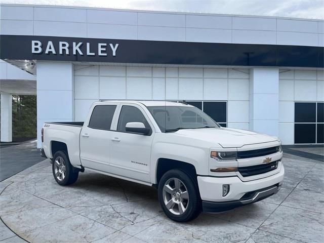 Used 2018 Chevrolet Silverado 1500 LT w/ All Star Edition image 2