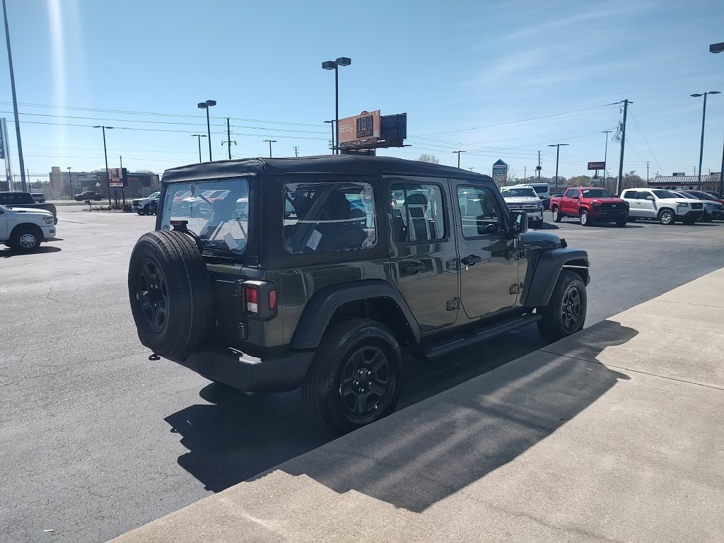 Used 2023 Jeep Wrangler Unlimited Sport AWD/4WD image 5