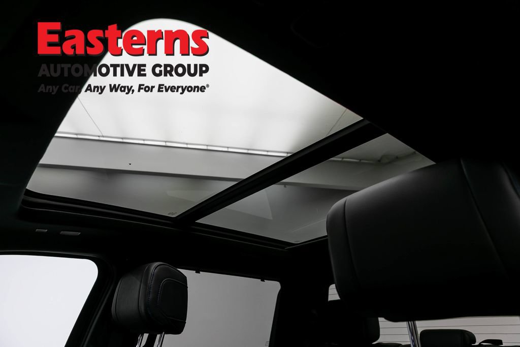 Used 2023 Toyota Tundra Platinum AWD/4WD image 37
