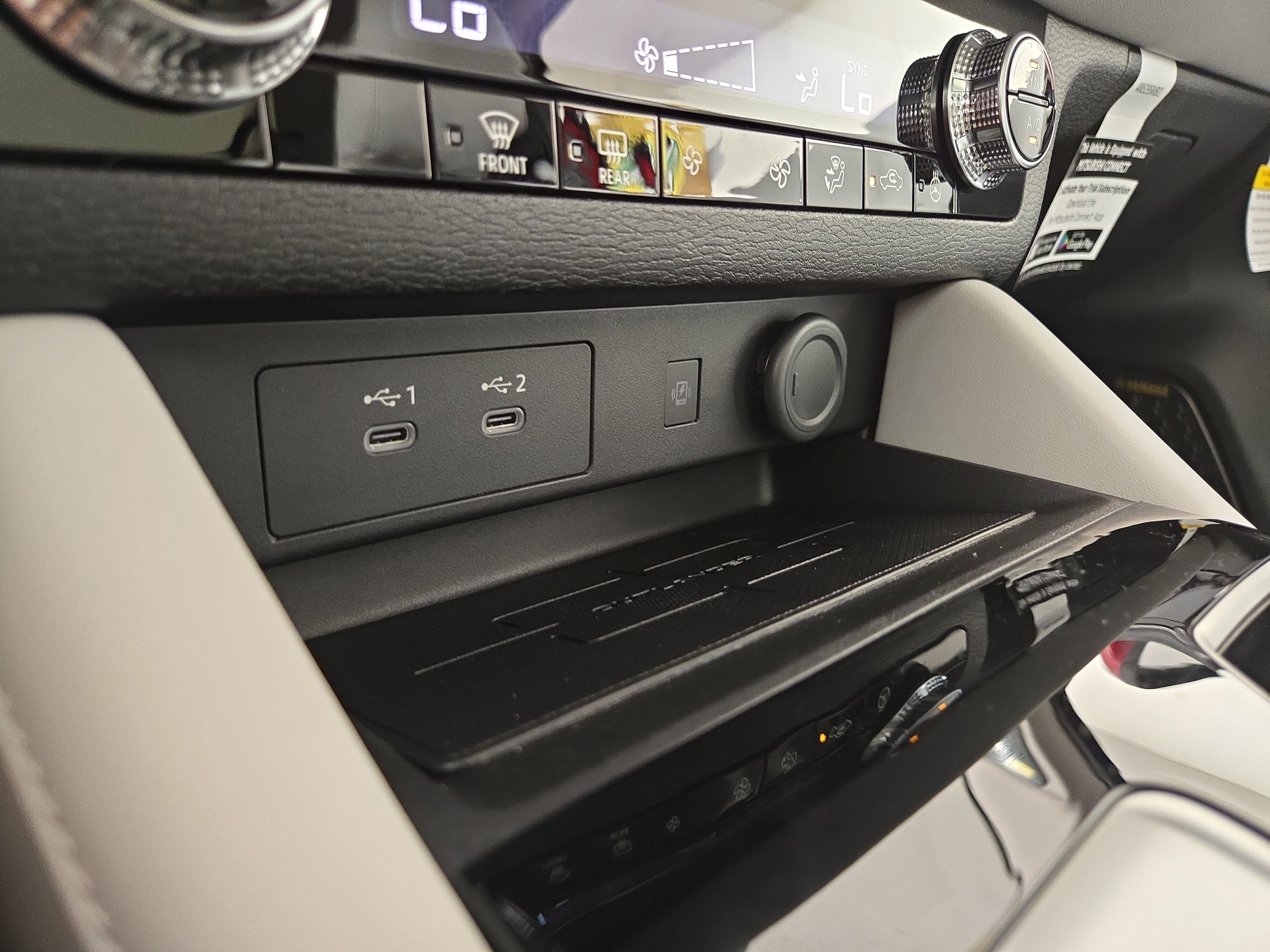 New 2026 Mitsubishi Outlander SE FWD image 28