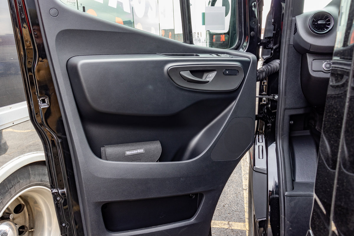 Used 2024 Mercedes-Benz Sprinter 2500 image 11