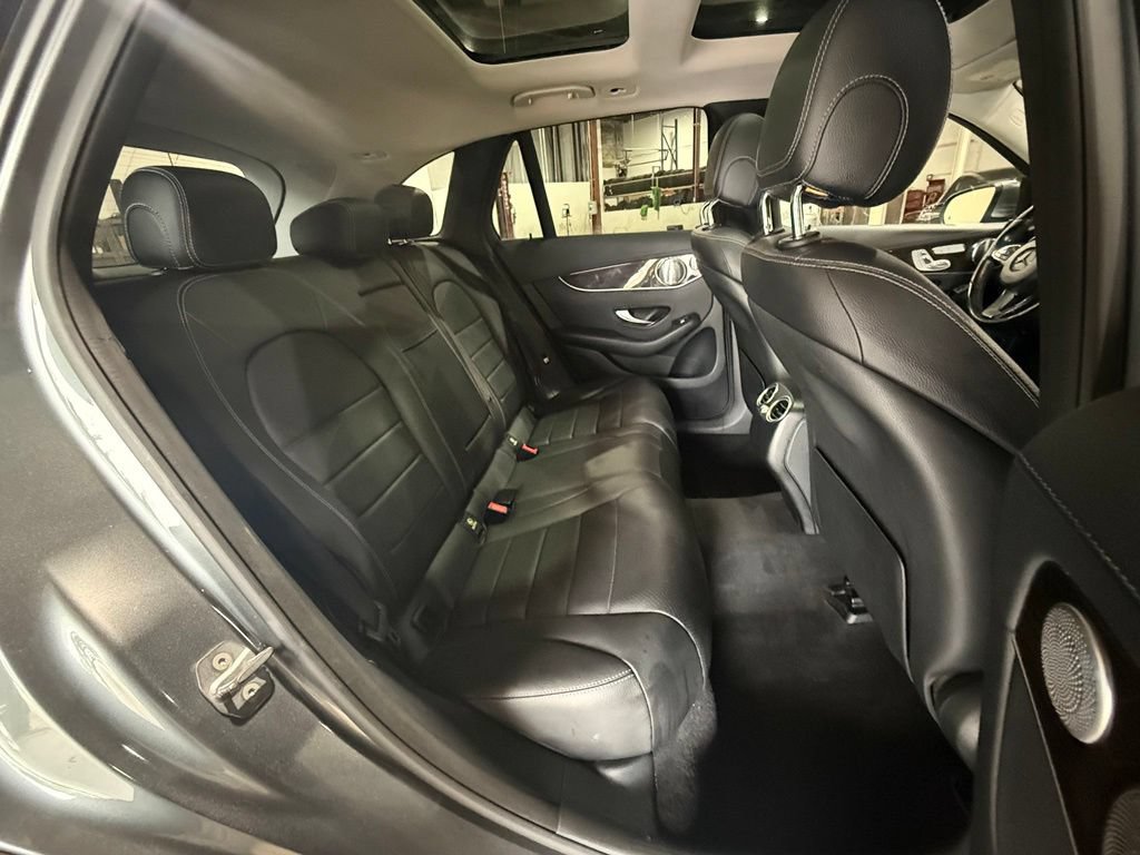 Used 2016 Mercedes-Benz GLC 300 4MATIC image 13