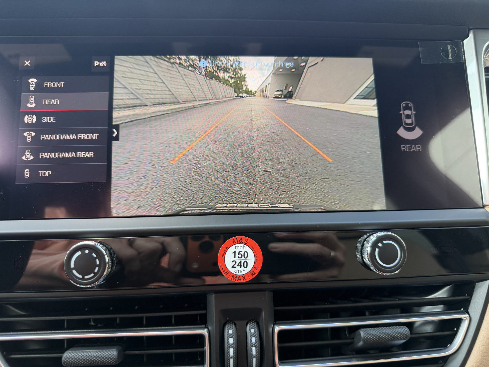 New 2026 Porsche Macan AWD/4WD image 29