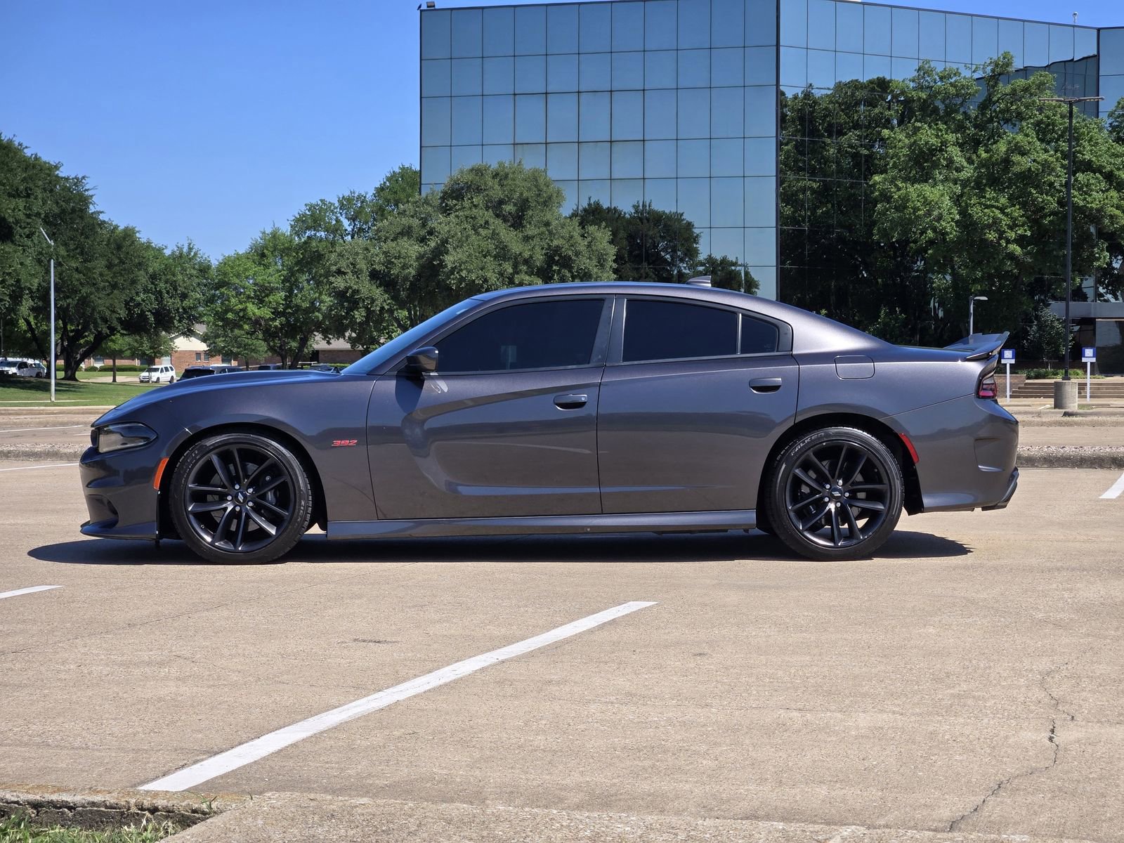 Used 2019 Dodge Charger Scat Pack w/ Plus Group RWD image 3