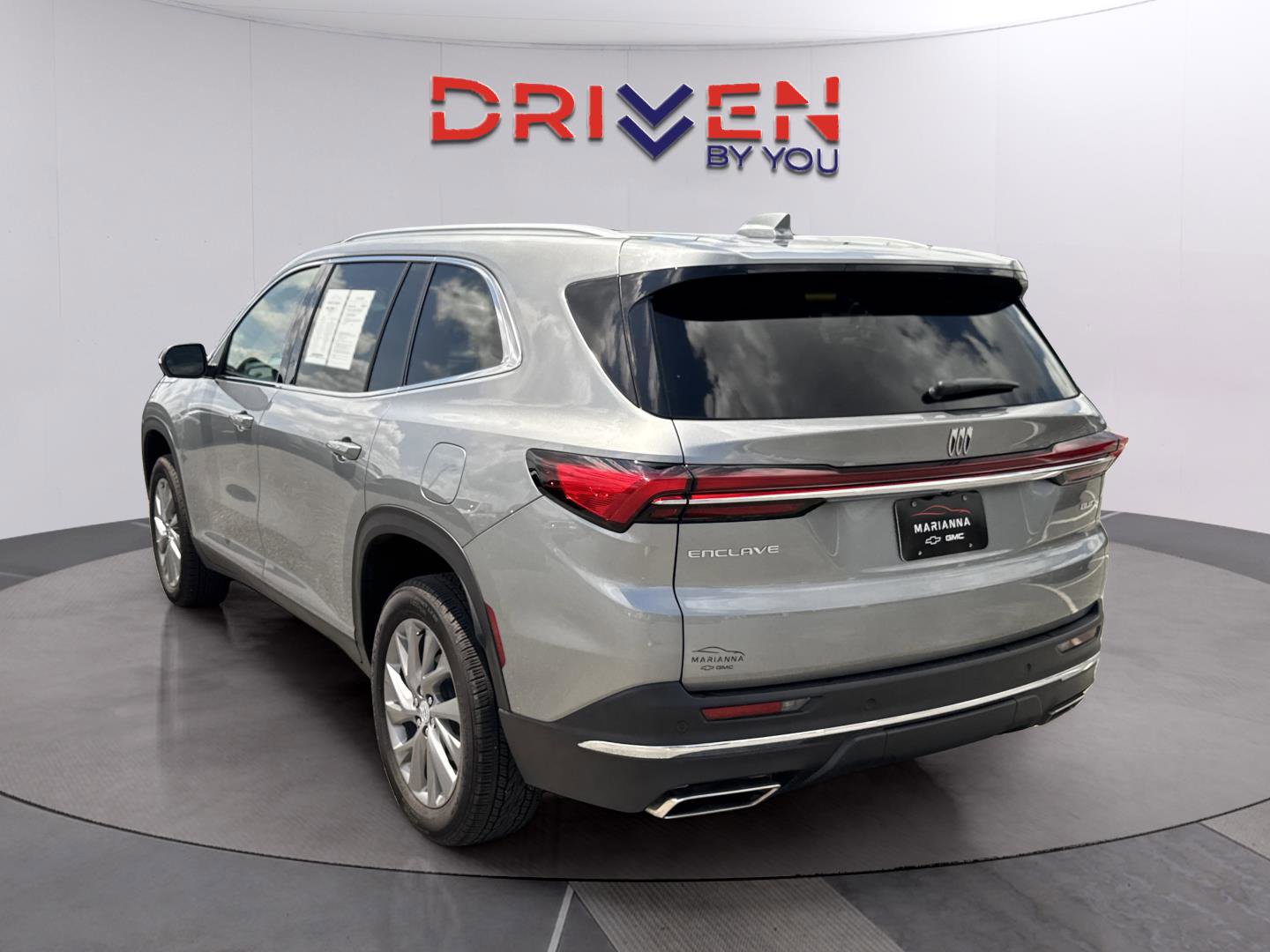 Used 2026 Buick Enclave Preferred FWD image 3