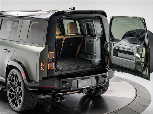 Used 2026 Land Rover Defender 110 X-Dynamic SE AWD/4WD image 31