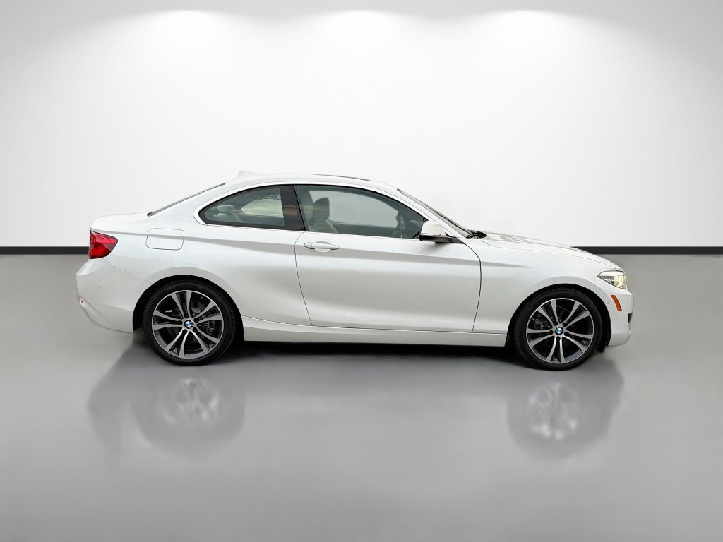 Used 2018 BMW 230i Coupe RWD image 2