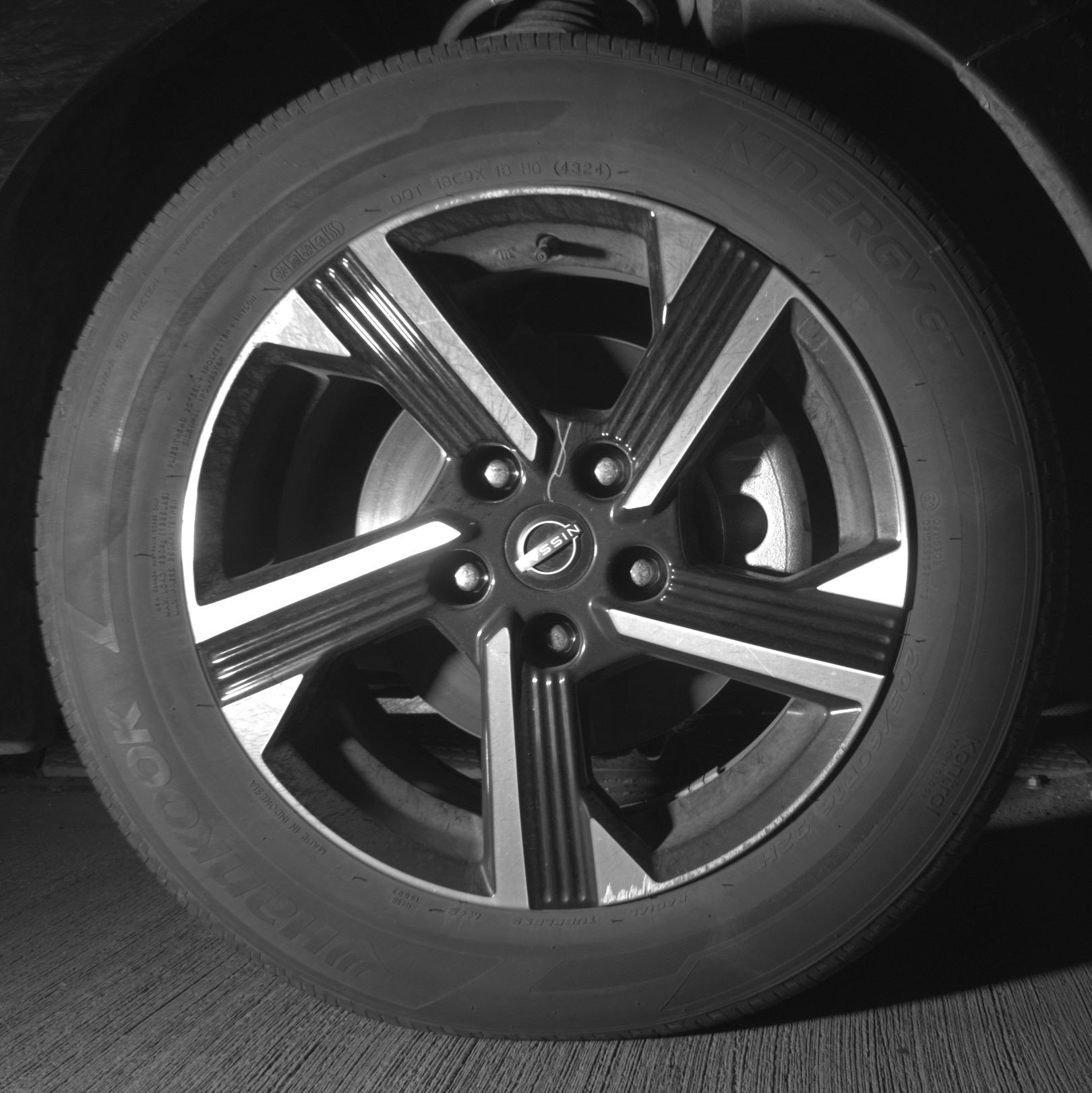 Used 2025 Nissan Sentra SV image 13